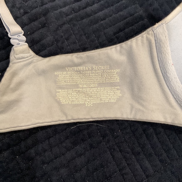 32 c vs bra - Picture 1 of 3